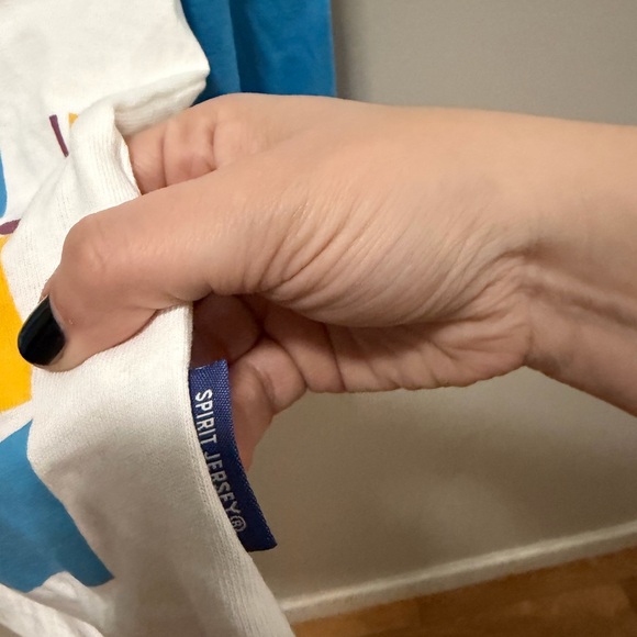 Walt Disney World Shirt Mens Large Spirit Jersey Vault Collection 50 Parks - Picture 3 of 7